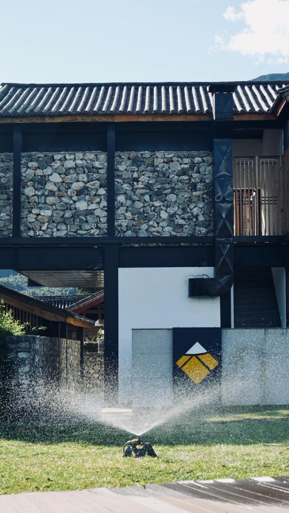 The Rock Hotel Lijiang  Extérieur photo